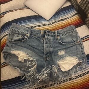 Free People Loving Good Vibrations Denim Shorts! Very good condition! Didn’t fit